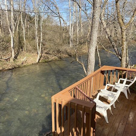 Gray'S Place On Cosby Creek - 2 Bedrooms, 2 Baths, Sleeps 6 Home المظهر الخارجي الصورة