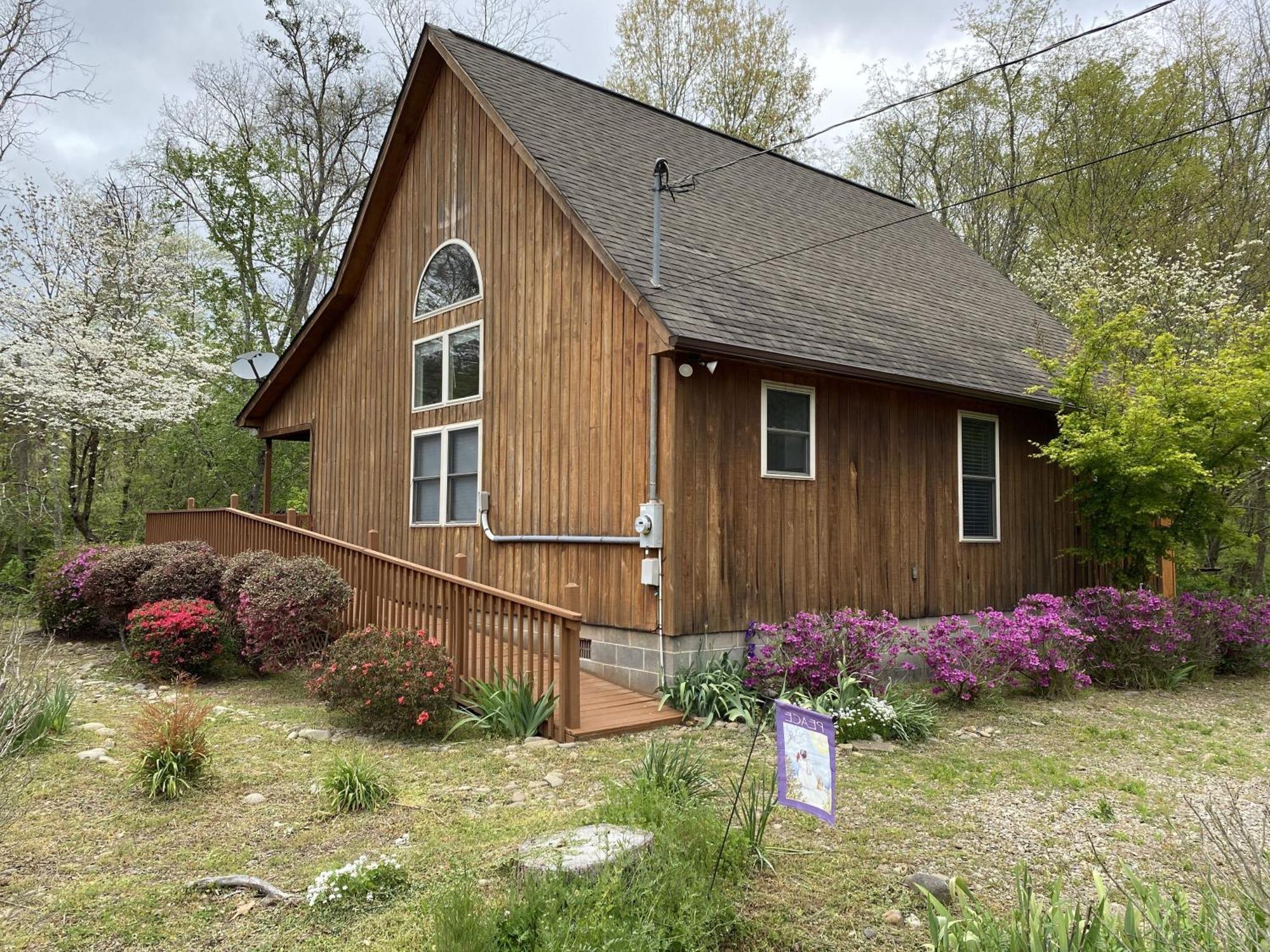Gray'S Place On Cosby Creek - 2 Bedrooms, 2 Baths, Sleeps 6 Home المظهر الخارجي الصورة